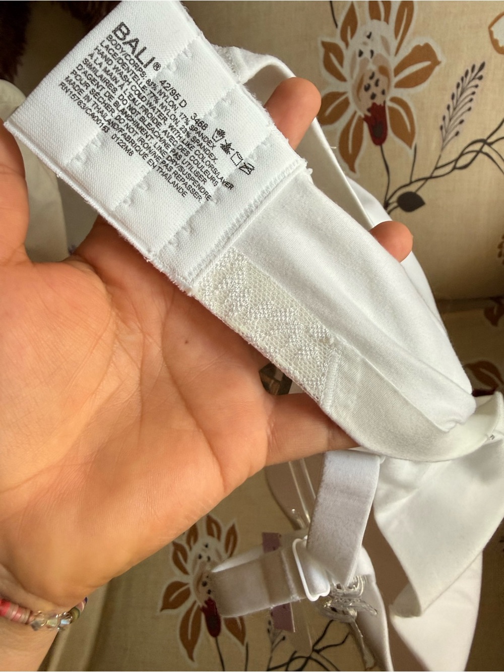 Bali White Smooth Moulded Everyday Bra - Picture 13 of 14